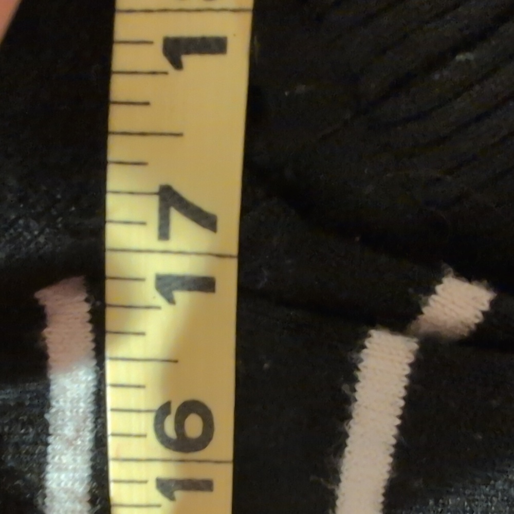 Black and white striped blouse size M/L - Picture 4 of 5